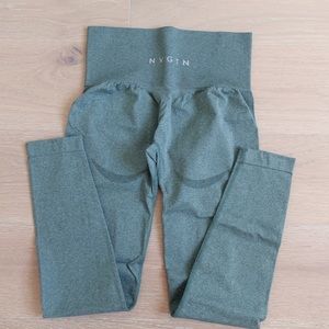 NVGTN Forest Green Contour Seamless Leggings in Small